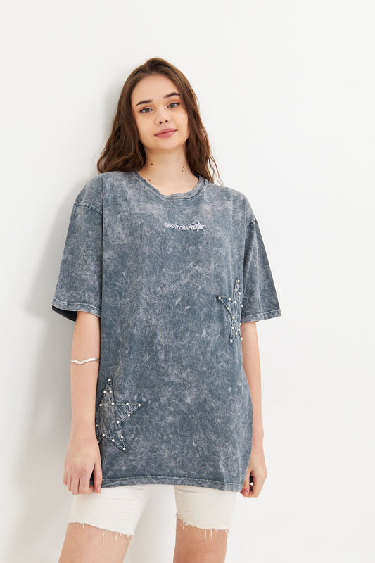 Gri Yıldız Detaylı Yıkamalı Oversize Tişört