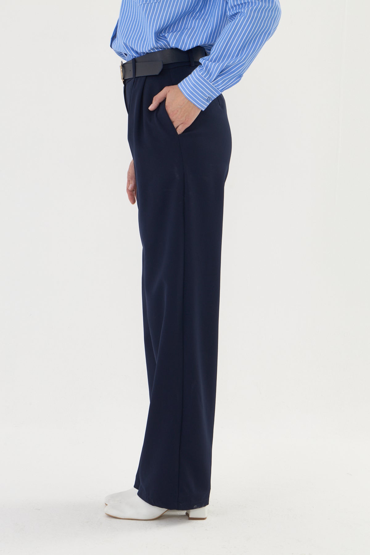 Lacivert palazzo kemerli kumaş pantalon
