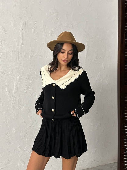 Bebe Yaka İnci Düğmeli Triko Bluz