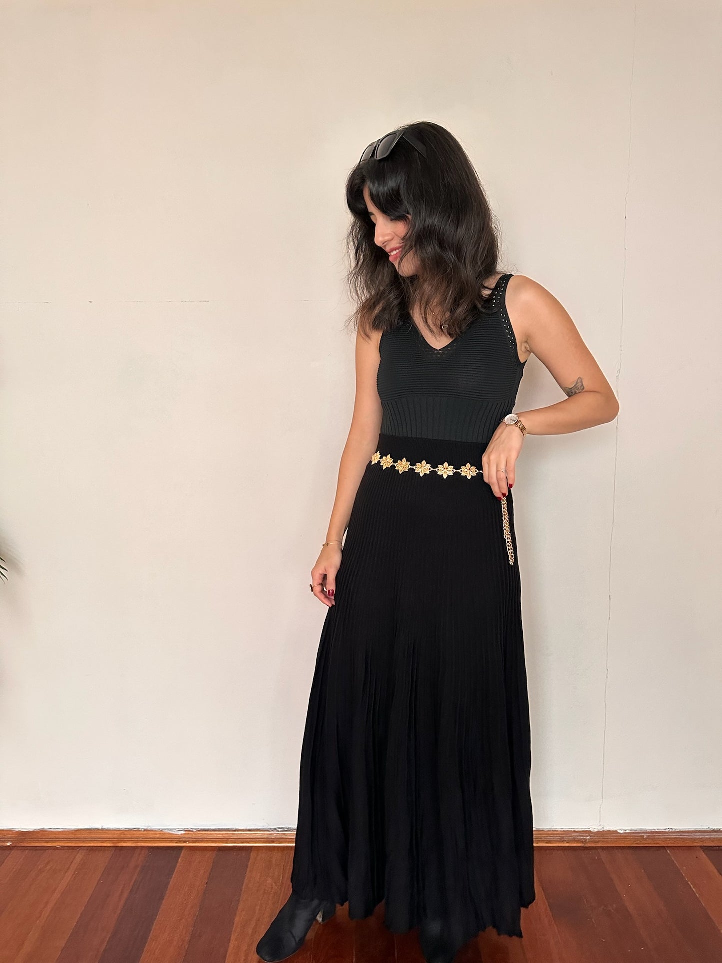 Siyah Uzun Piliseli Triko Etek