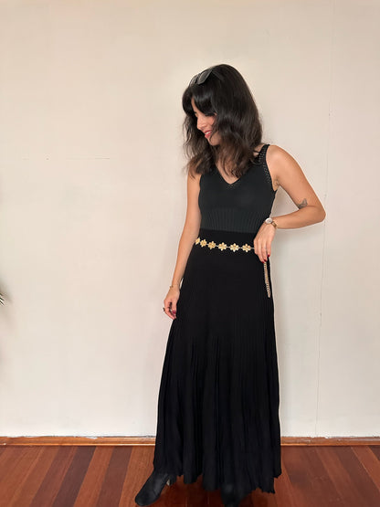 Siyah Uzun Piliseli Triko Etek