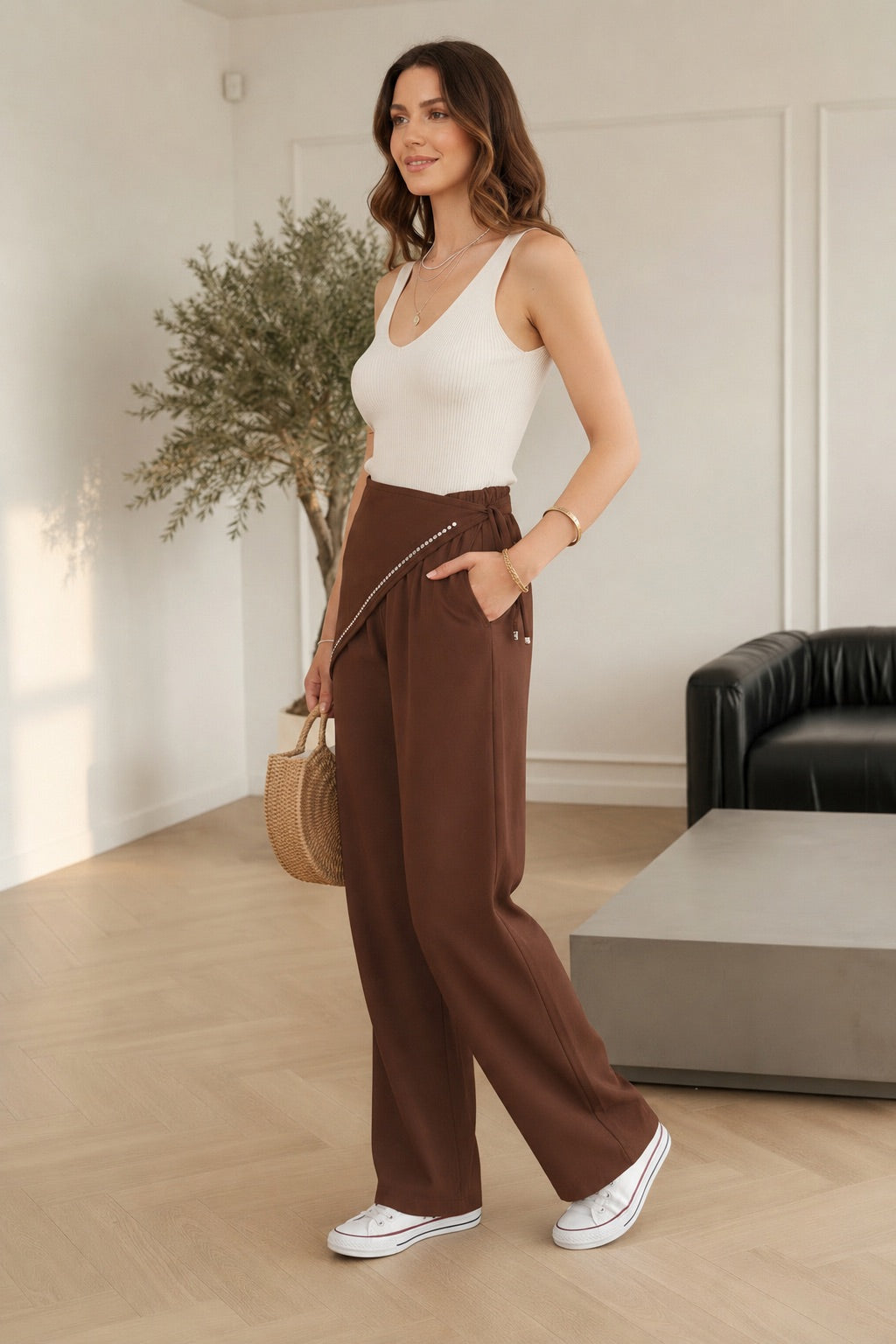 Pullu Etek Detaylı Pantolon