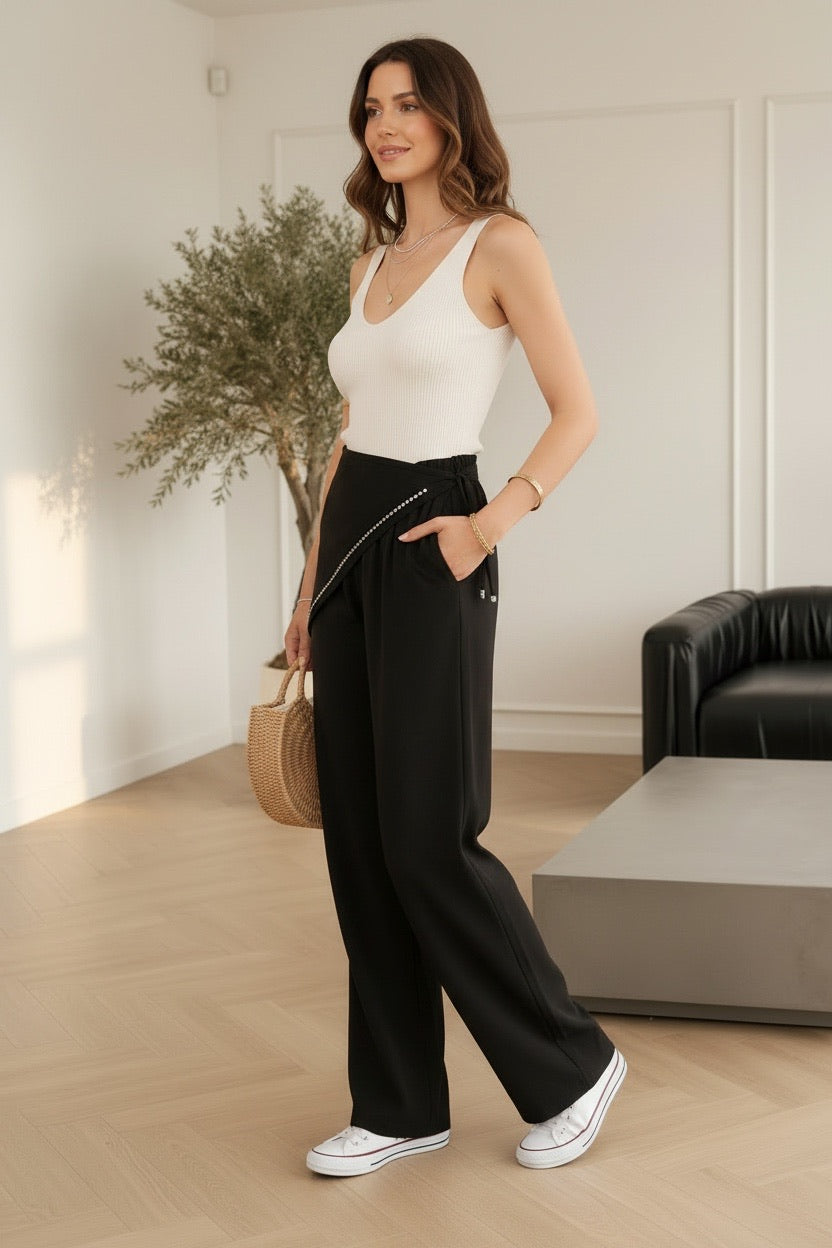 Pullu Etek Detaylı Pantolon