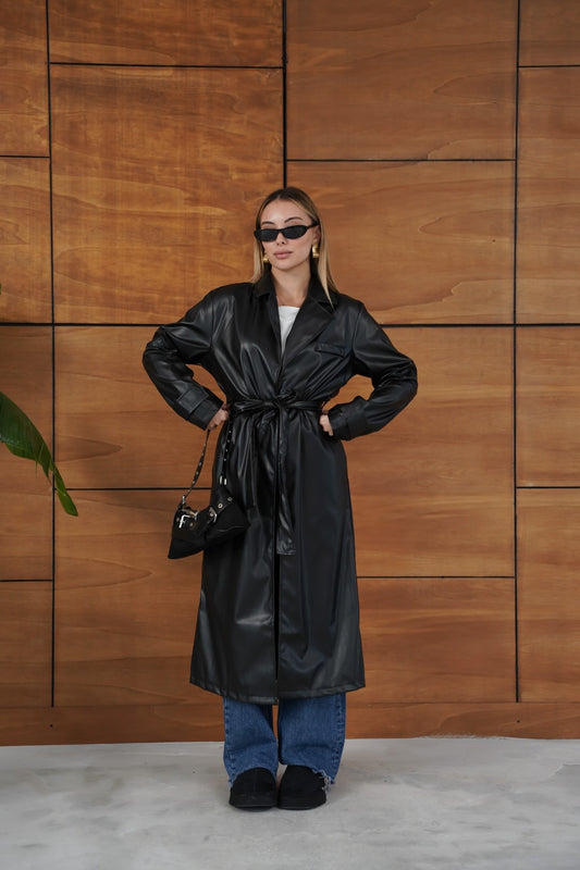 Uzun Kemerli Deri Trençkot