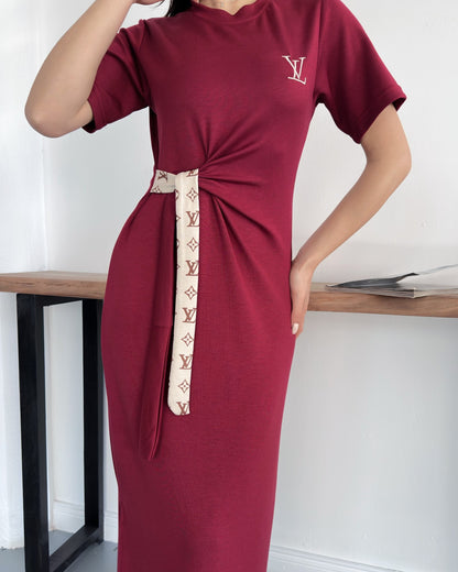 LV Belden Kuşaklı Midi Boy Likralı Şık Elbise