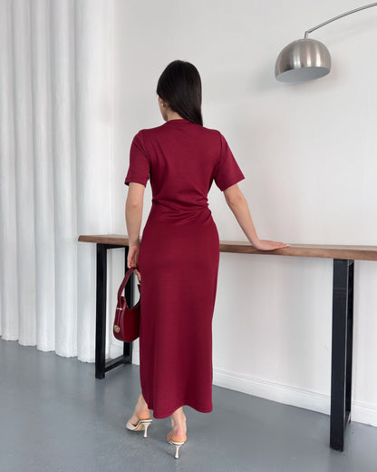 Minimal Nakışlı Belden Kuşaklı Midi Boy Likralı Günlük Elbise