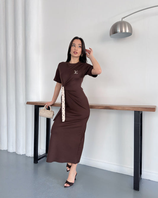 LV Belden Kuşaklı Midi Boy Likralı Şık Elbise