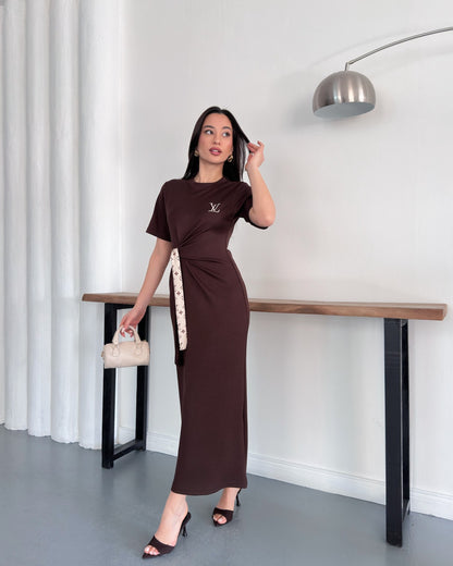 LV Belden Kuşaklı Midi Boy Likralı Şık Elbise