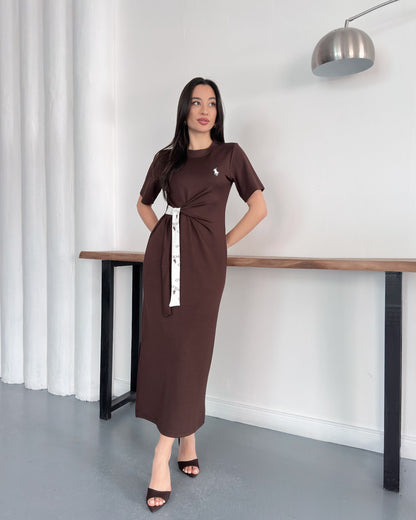 Minimal Nakışlı Belden Kuşaklı Midi Boy Likralı Günlük Elbise