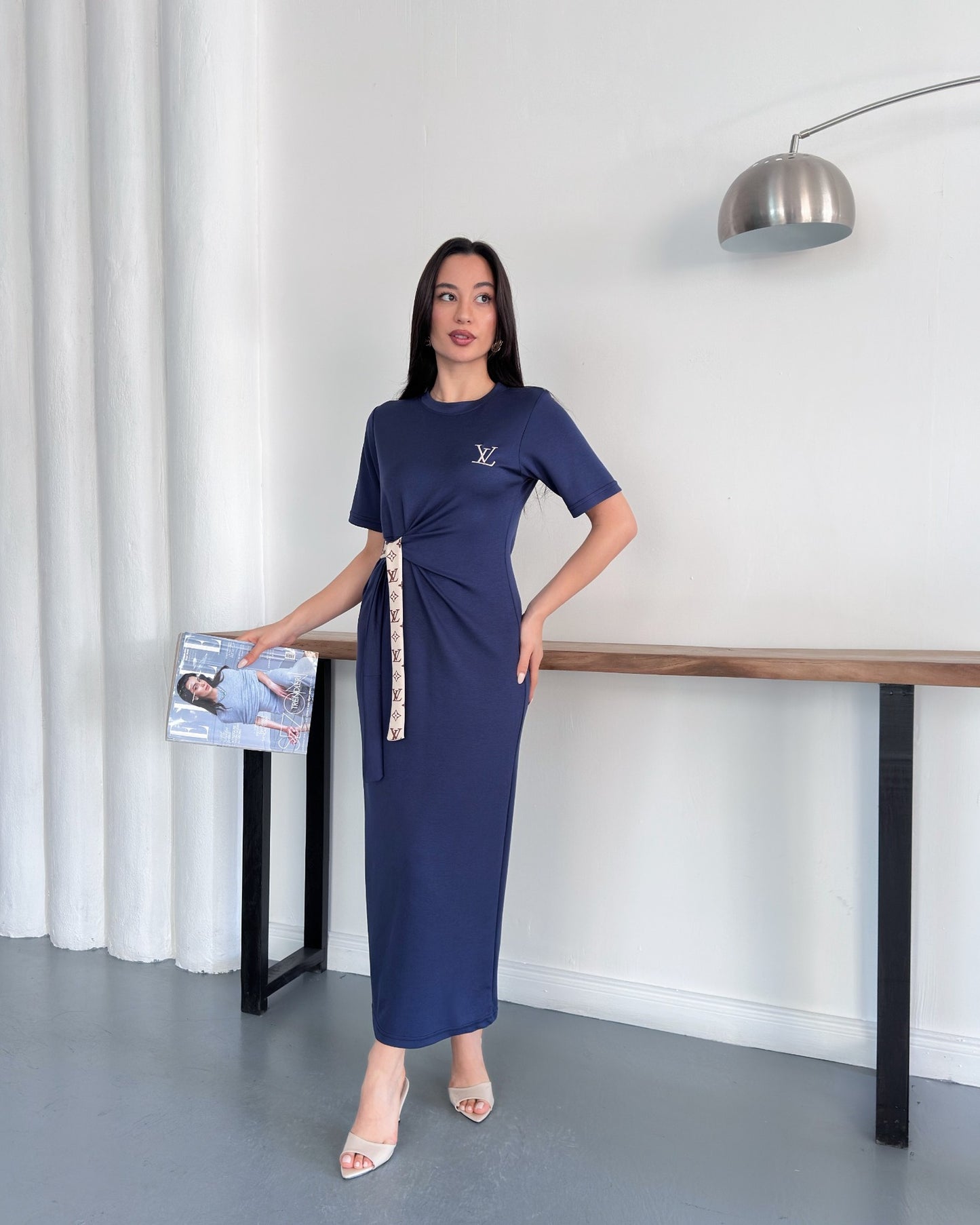 LV Belden Kuşaklı Midi Boy Likralı Şık Elbise