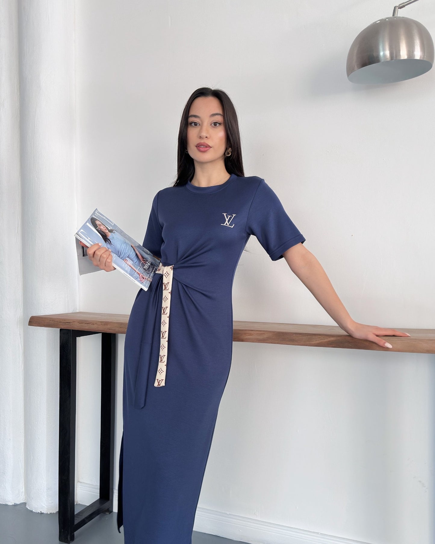 LV Belden Kuşaklı Midi Boy Likralı Şık Elbise