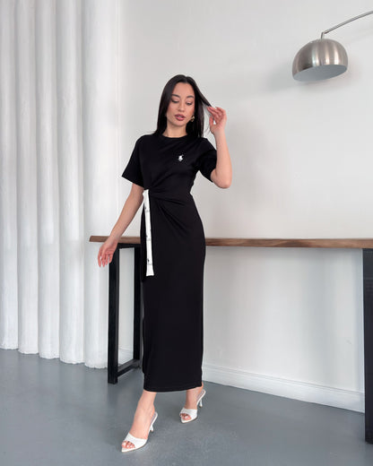 Minimal Nakışlı Belden Kuşaklı Midi Boy Likralı Günlük Elbise