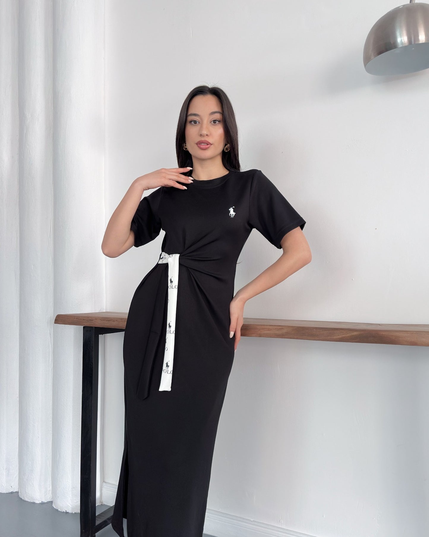 Minimal Nakışlı Belden Kuşaklı Midi Boy Likralı Günlük Elbise