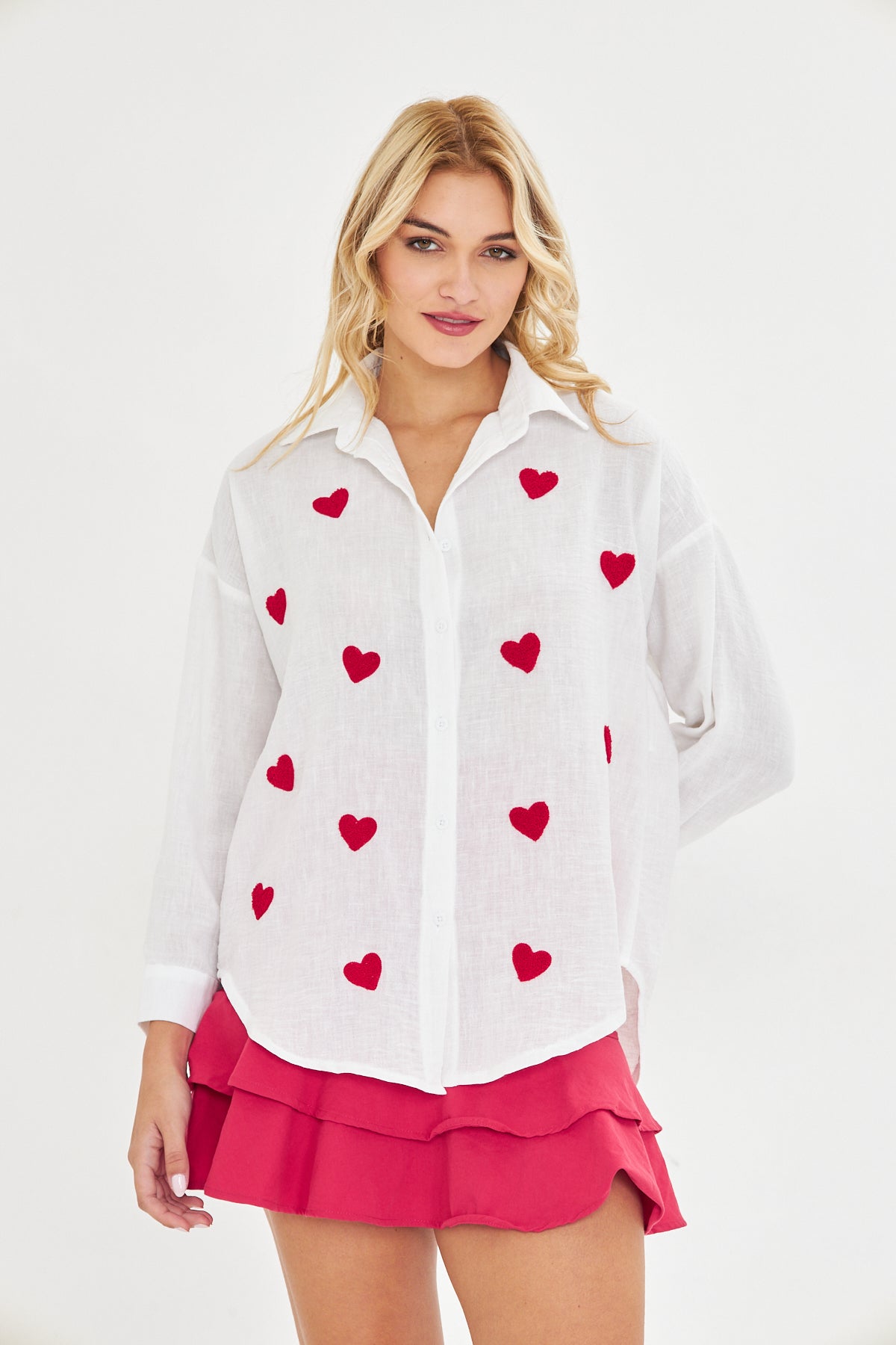 Kalpli Süzene Nakışlı Manşetli Gömlek