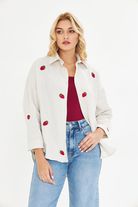 Çilekli Süzene Nakışlı Manşetli Gömlek