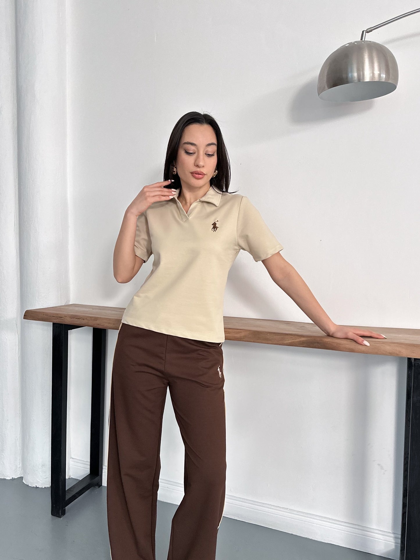 Polo Yaka Nakış Detaylı Geniş Paça Eşofman Takımı Rahat Kalıp Spor Takım