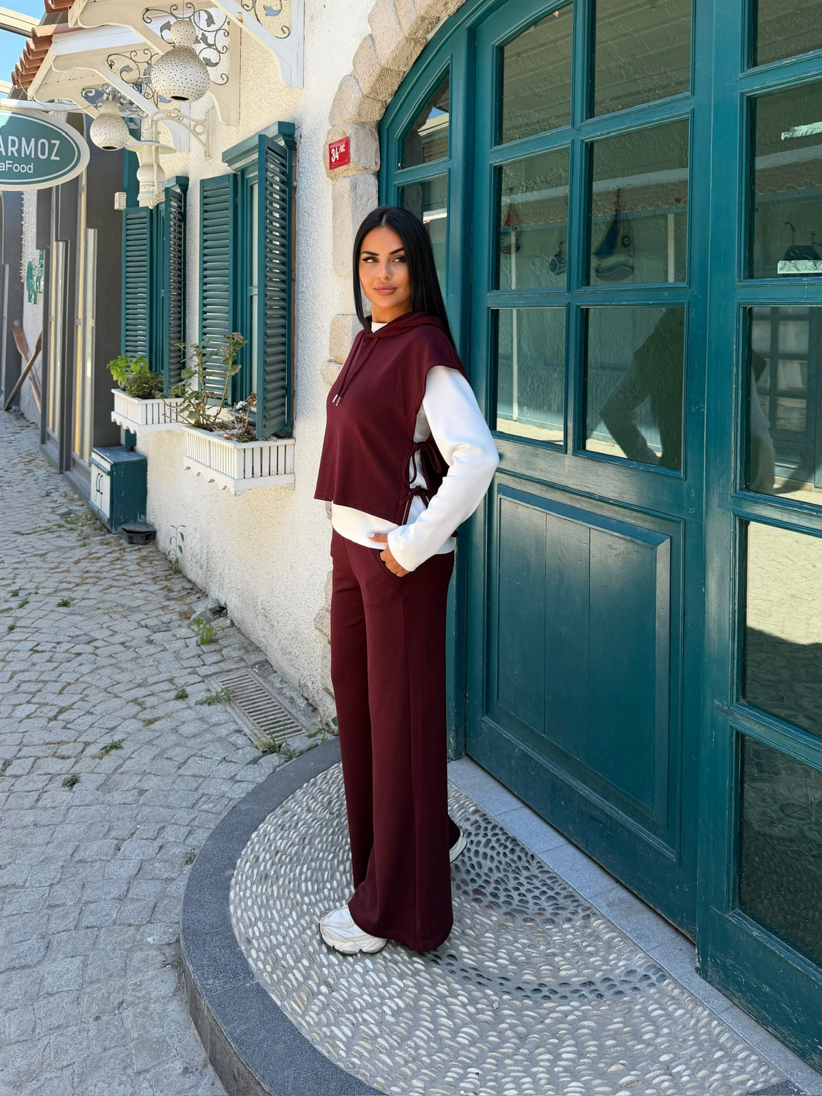 Kapüşonlu Bağlama Detaylı Bol Paça Üçlü Takım