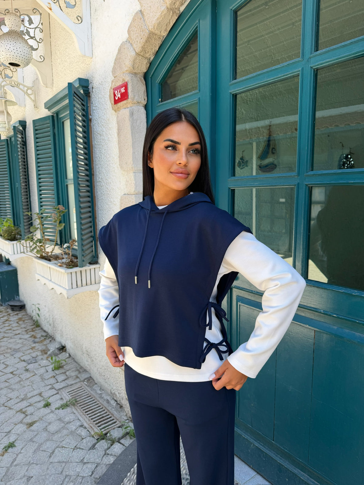 Kapüşonlu Bağlama Detaylı Bol Paça Üçlü Takım