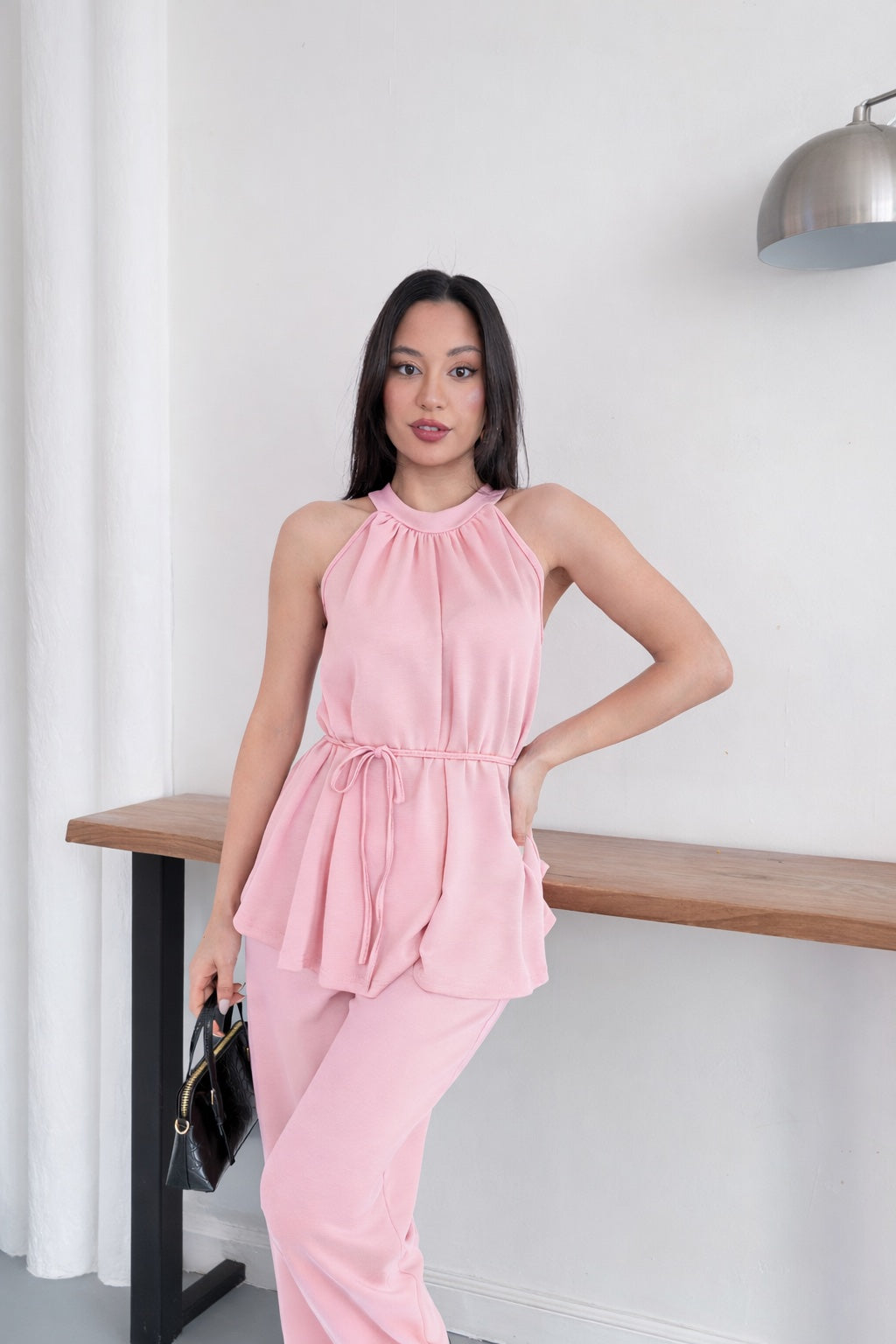 Halter Yaka Kuşaklı Bluz Pantolon İkili Takım