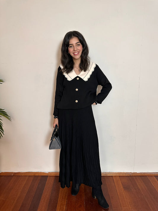 Siyah Uzun Piliseli Triko Etek