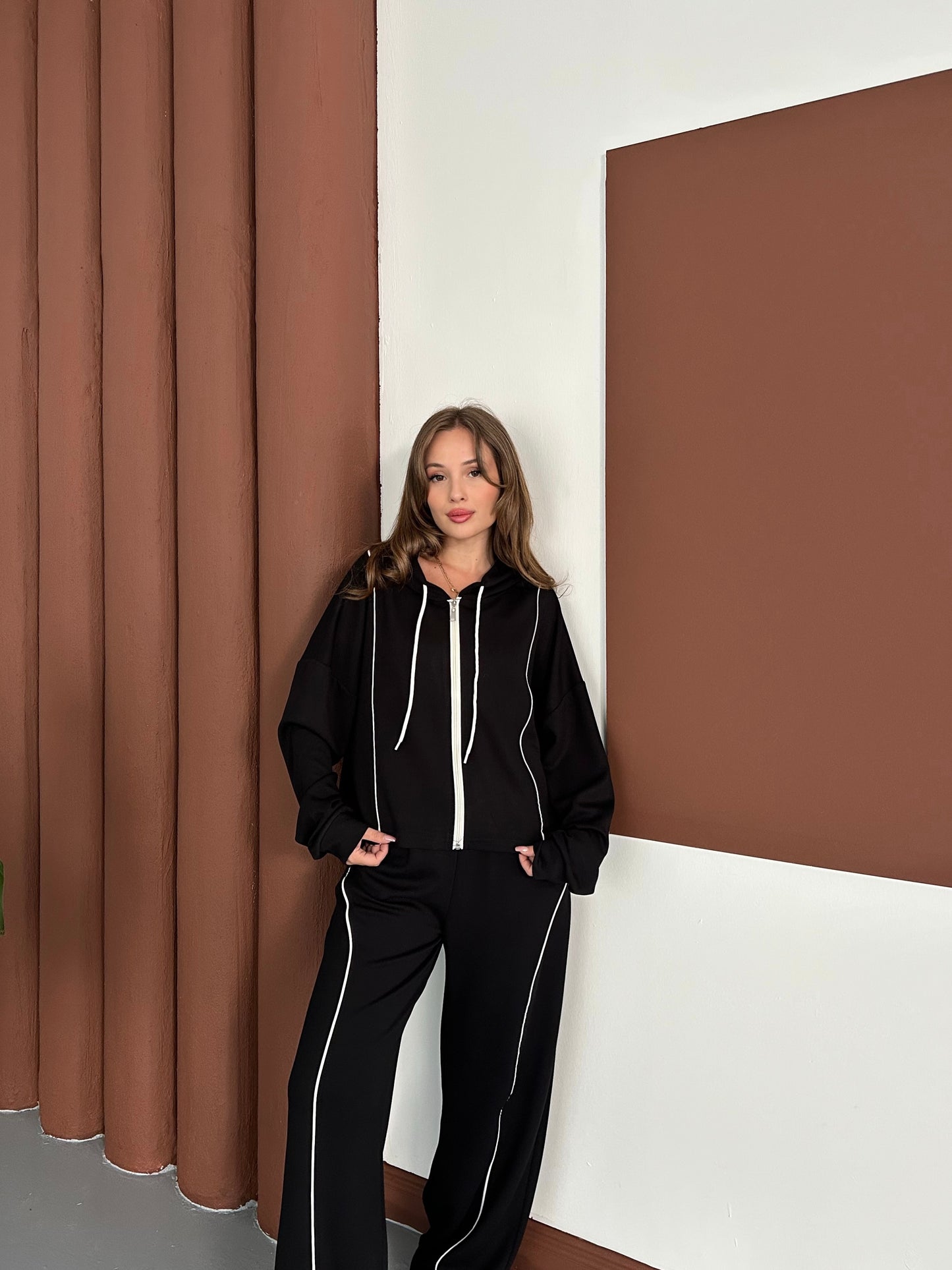 Şerit Detaylı Kapüşonlu Oversize Eşofman Takımı