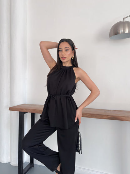 Halter Yaka Kuşaklı Bluz Pantolon İkili Takım