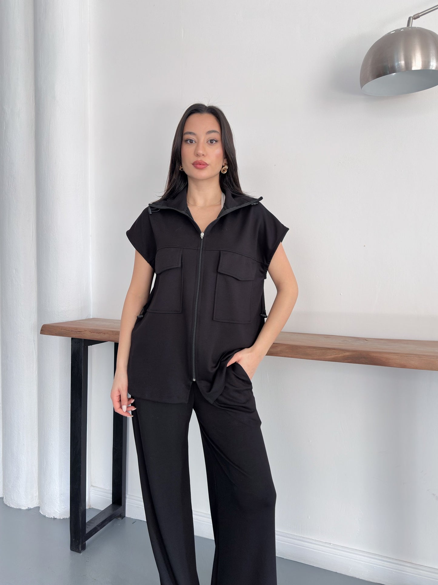 Fermuarlı Yelekli Geniş Paça Pantolon İkili Takım