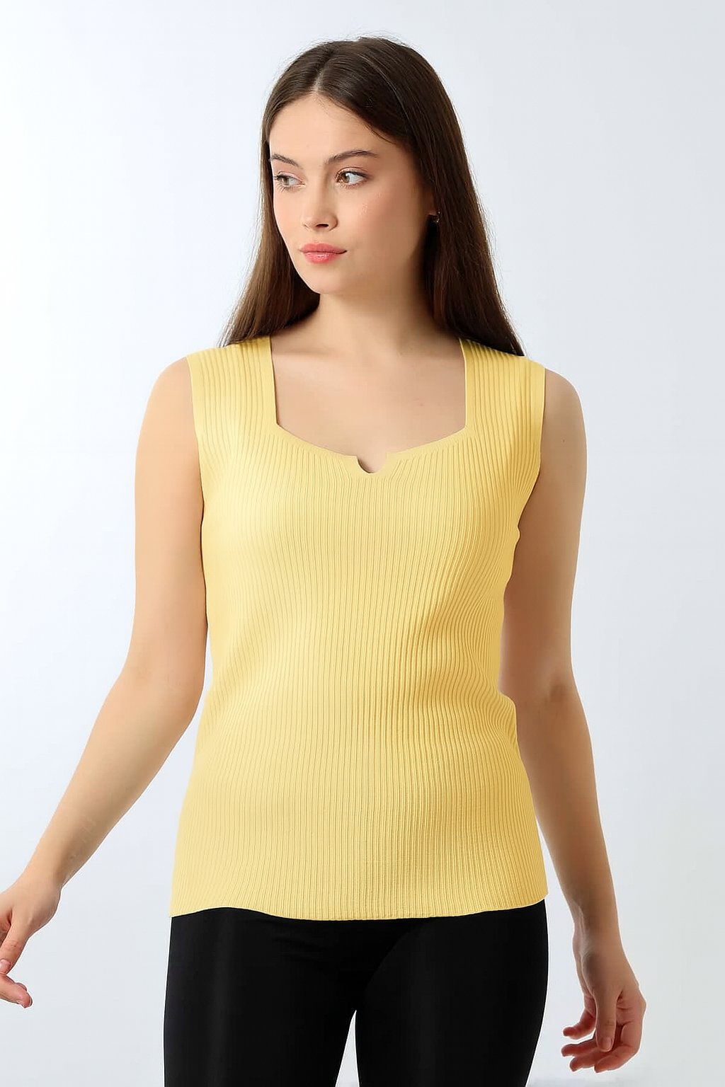 Kalın Askılı Kare Yaka Kolsuz Triko Bluz