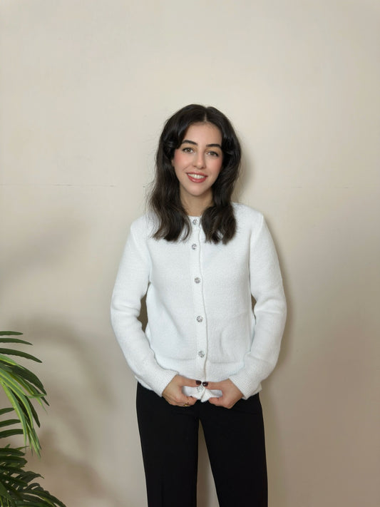 Beyaz Kristal Taş Düğmeli Yumuşak Triko Hırka