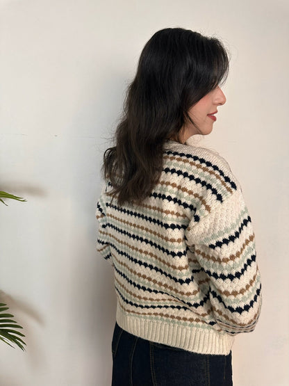 Kahve Bej Desenli Düğmeli Örme Triko Hırka