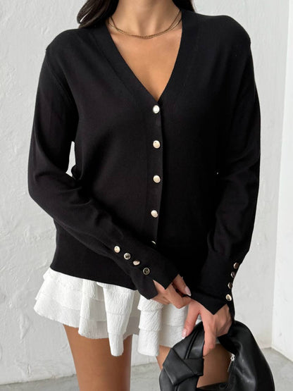 V Yaka Gold Düğmeli Triko Hırka