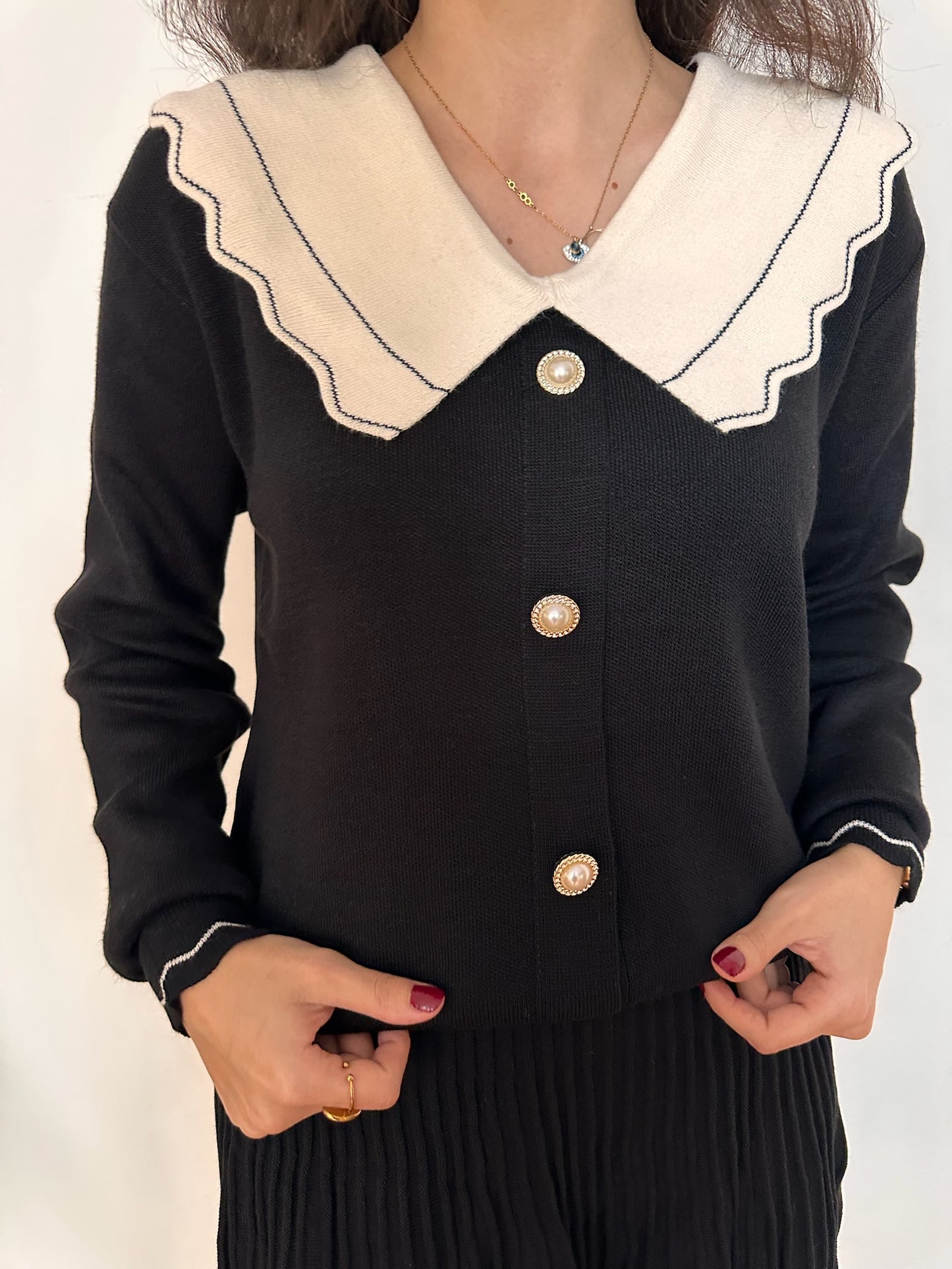 Bebe Yaka İnci Düğmeli Triko Bluz