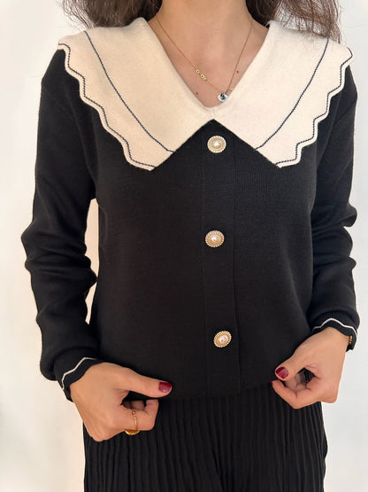 Bebe Yaka İnci Düğmeli Triko Bluz